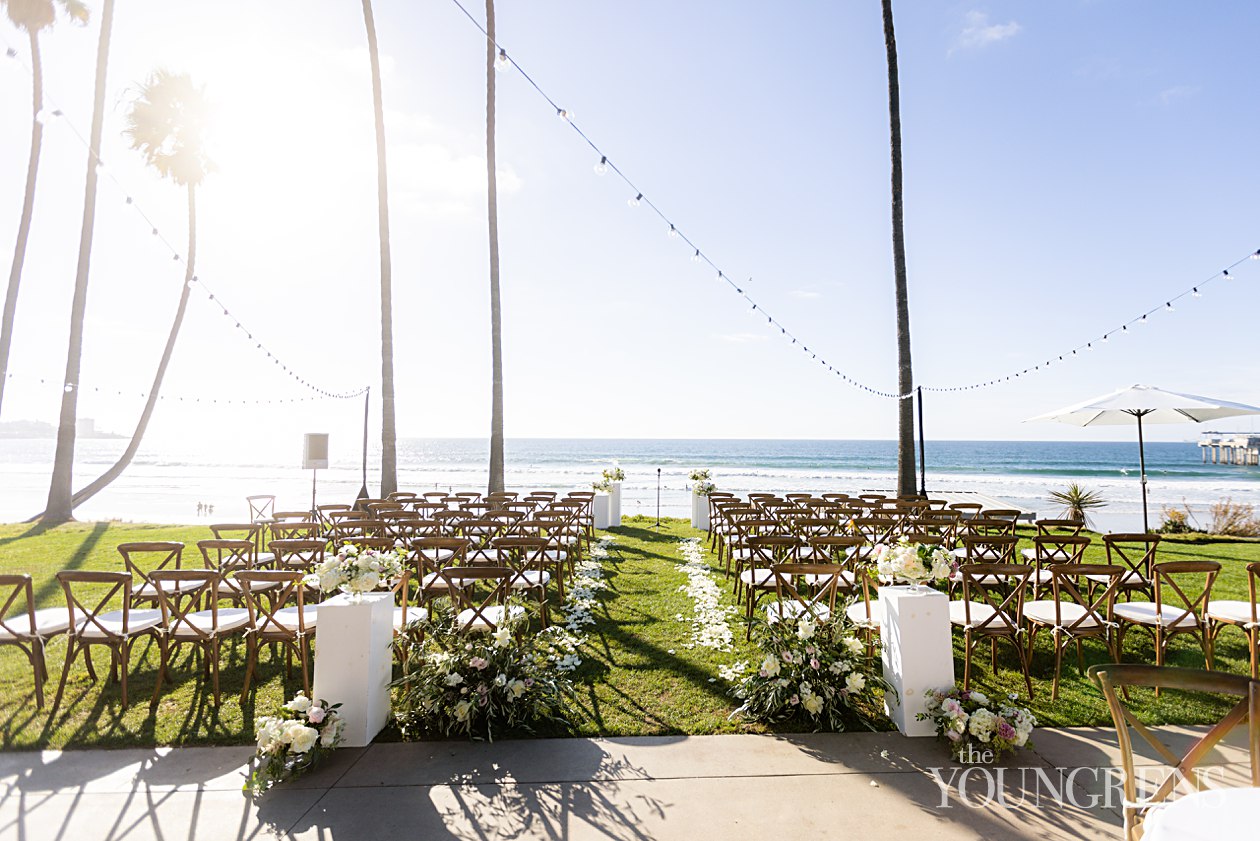 Scripps Seaside Forum Wedding, la jolla wedding, seaside wedding, san diego wedding, scripps pier wedding, luxury wedding, natural light wedding photgraphers