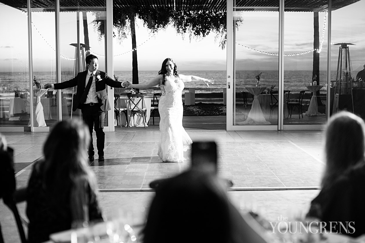 Scripps Seaside Forum Wedding, la jolla wedding, seaside wedding, san diego wedding, scripps pier wedding, luxury wedding, natural light wedding photgraphers