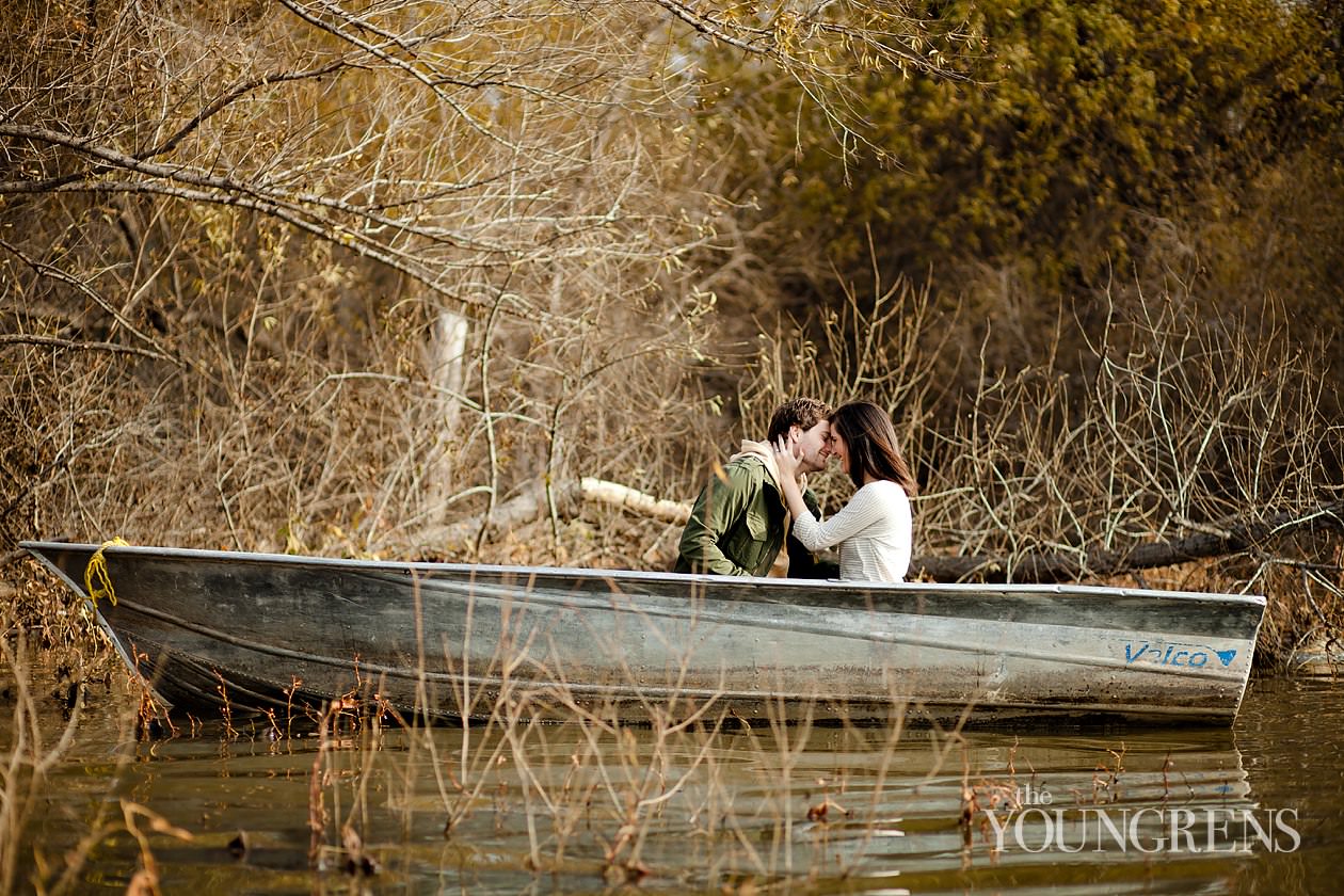 Jason and Elizabeth Engagement,Corona Lake engagement session, rowboat engagement, lake engagement, corona engagement session, fall engagement session