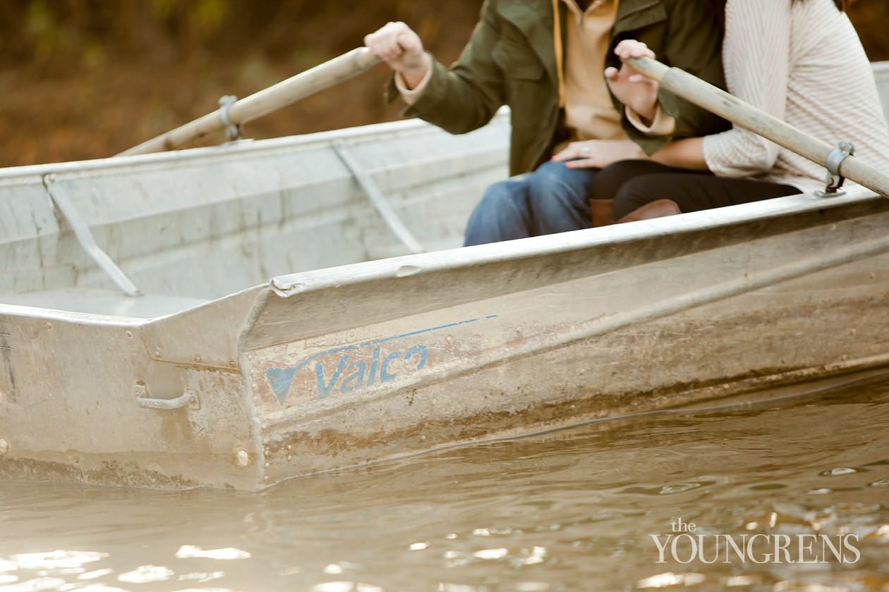 Jason and Elizabeth Engagement,Corona Lake engagement session, rowboat engagement, lake engagement, corona engagement session, fall engagement session