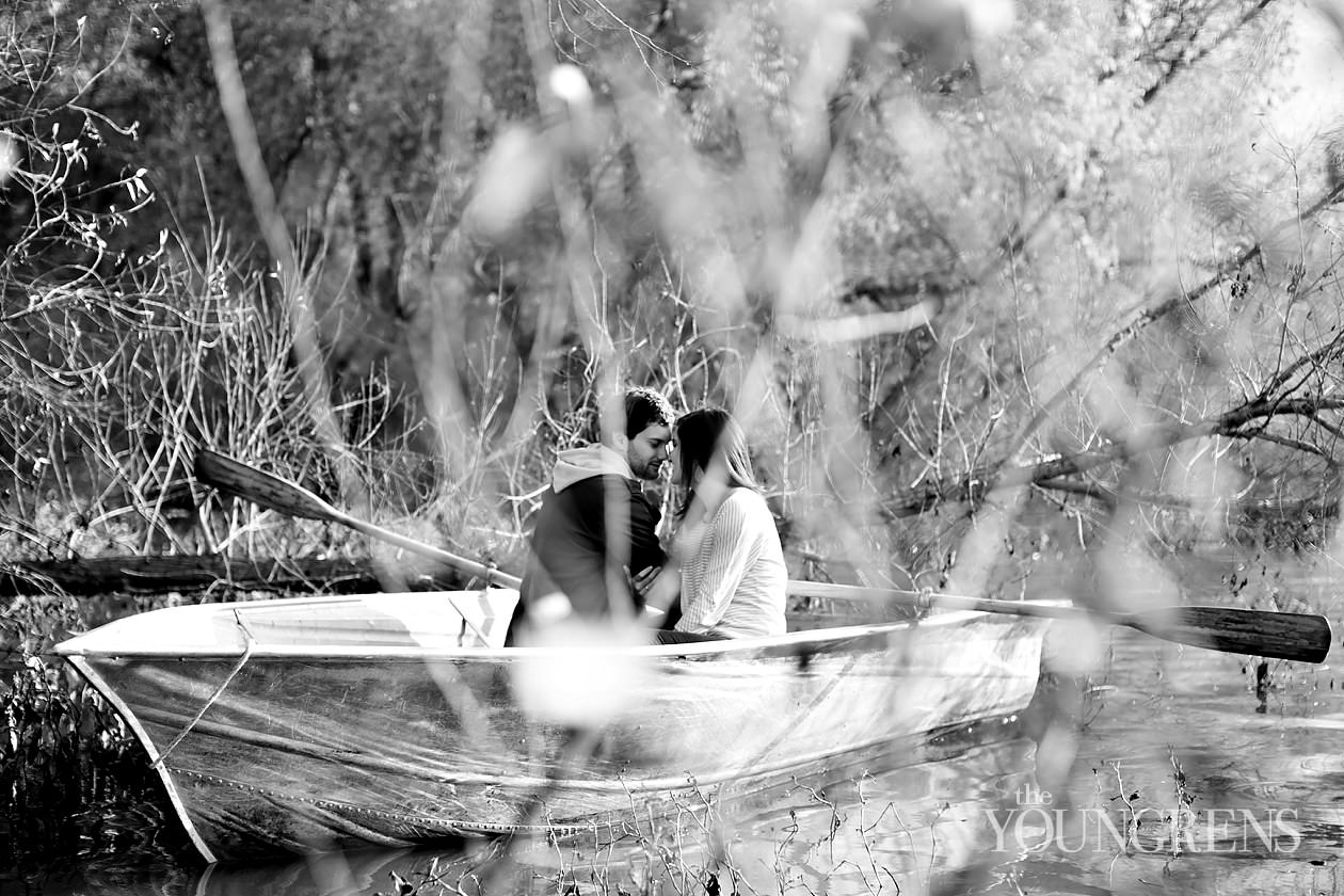 Jason and Elizabeth Engagement,Corona Lake engagement session, rowboat engagement, lake engagement, corona engagement session, fall engagement session