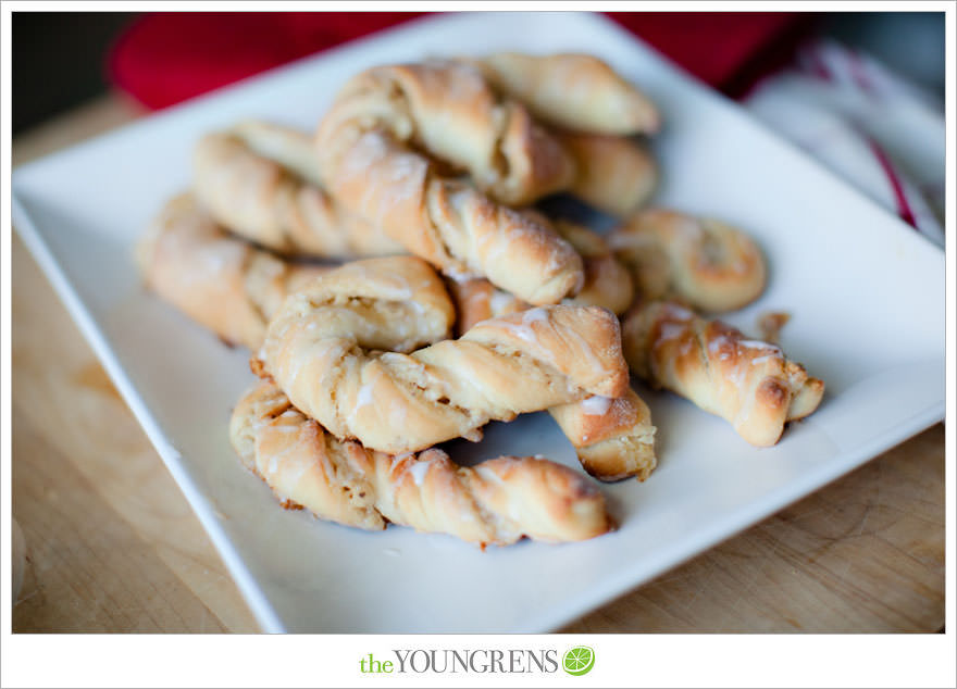 Christmas recipe, Christmas baking recipe, Christmas rolls, Holiday recipe, holiday baking, candy cane baking, baking with walnut filling