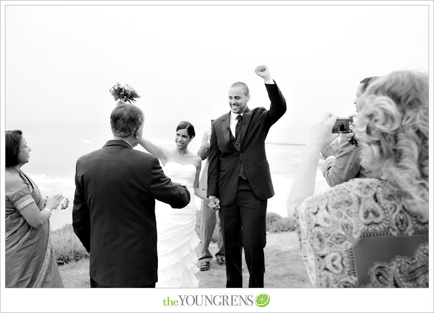 La Jolla wedding ceremony, Wedding Bowl ceremony, La Jolla Wedding, Grand Colonial wedding, beach ceremony, San Diego beach wedding, La Jolla Cove wedding, small beach ceremony