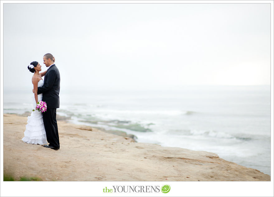 La Jolla wedding ceremony, Wedding Bowl ceremony, La Jolla Wedding, Grand Colonial wedding, beach ceremony, San Diego beach wedding, La Jolla Cove wedding, small beach ceremony