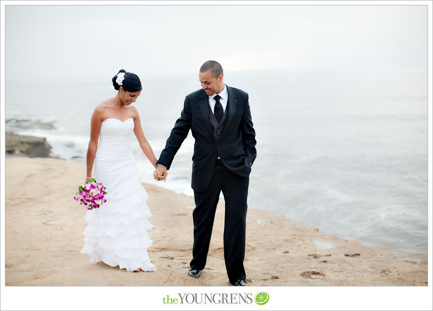 La Jolla wedding ceremony, Wedding Bowl ceremony, La Jolla Wedding, Grand Colonial wedding, beach ceremony, San Diego beach wedding, La Jolla Cove wedding, small beach ceremony