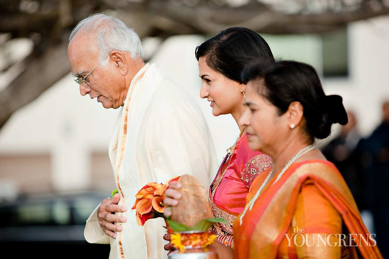 Indian wedding, San Diego Indian wedding, Hindu wedding, Del Mar Wedding, L'Auberge Del Mar wedding, Seagrove Park ceremony, multi-cultural wedding, red wedding, seafoam wedding, seaside wedding, beach wedding