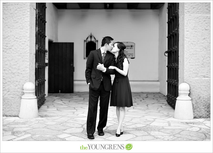 Santa Barbara engagement session, Santa Barbara courthouse engagement, courthouse engagement session, Santa Barbara courthouse, purple engagement session