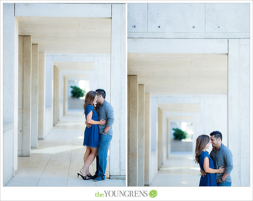 Salk Institute portrait photography, San Diego portrait photography, San Diego beach photography, beach picnic photography, Torrey Pines portrait photography, one year anniversary portraits, the Youngrens portrait photography