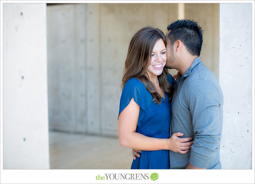 Salk Institute portrait photography, San Diego portrait photography, San Diego beach photography, beach picnic photography, Torrey Pines portrait photography, one year anniversary portraits, the Youngrens portrait photography