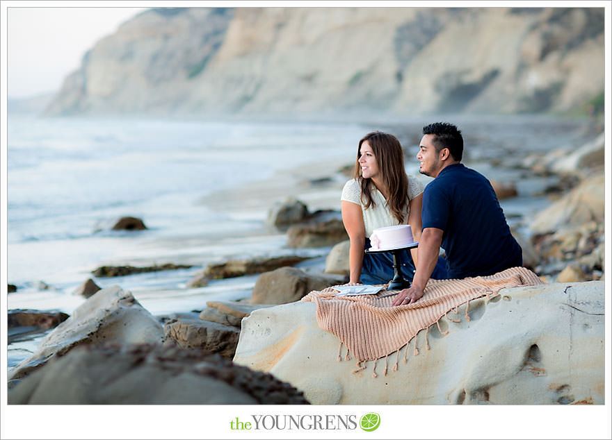 Salk Institute portrait photography, San Diego portrait photography, San Diego beach photography, beach picnic photography, Torrey Pines portrait photography, one year anniversary portraits, the Youngrens portrait photography, the Youngrens portraits