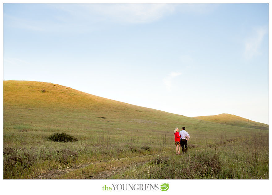 Laguna Beach engagement, Laguna Hills engagement, Newport Coast engagement, turquoise engagement, meadow engagement, grass field engagement, picnic engagement session, Highway 133 engagement, Highway 73 engagement session