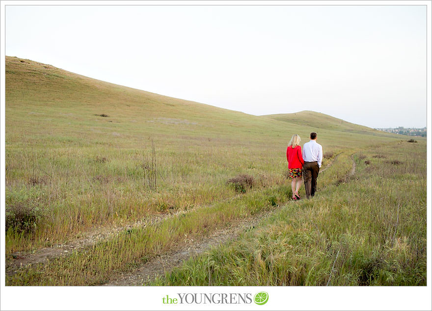 Laguna Beach engagement, Laguna Hills engagement, Newport Coast engagement, turquoise engagement, meadow engagement, grass field engagement, picnic engagement session, Highway 133 engagement, Highway 73 engagement session