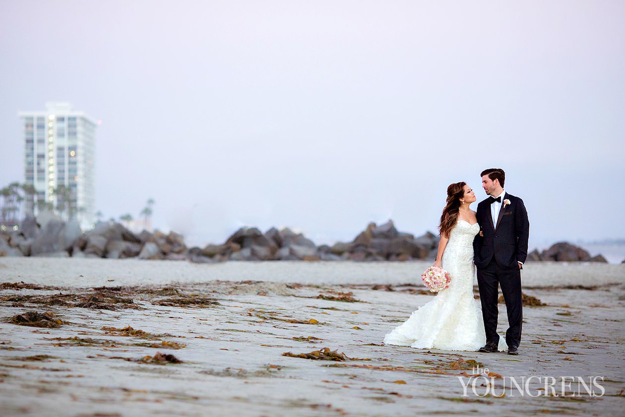 Hotel Del Coronado Wedding. Part Two, Photography by The Youngrens hotel del Coronado wedding, beach wedding, beach ceremony, coronado wedding, Emily smiley wedding, platinum pro wedding, San Diego wedding, luxurious beach ceremony, elegant beach wedding, orchid florals, ocean wedding, outdoor reception