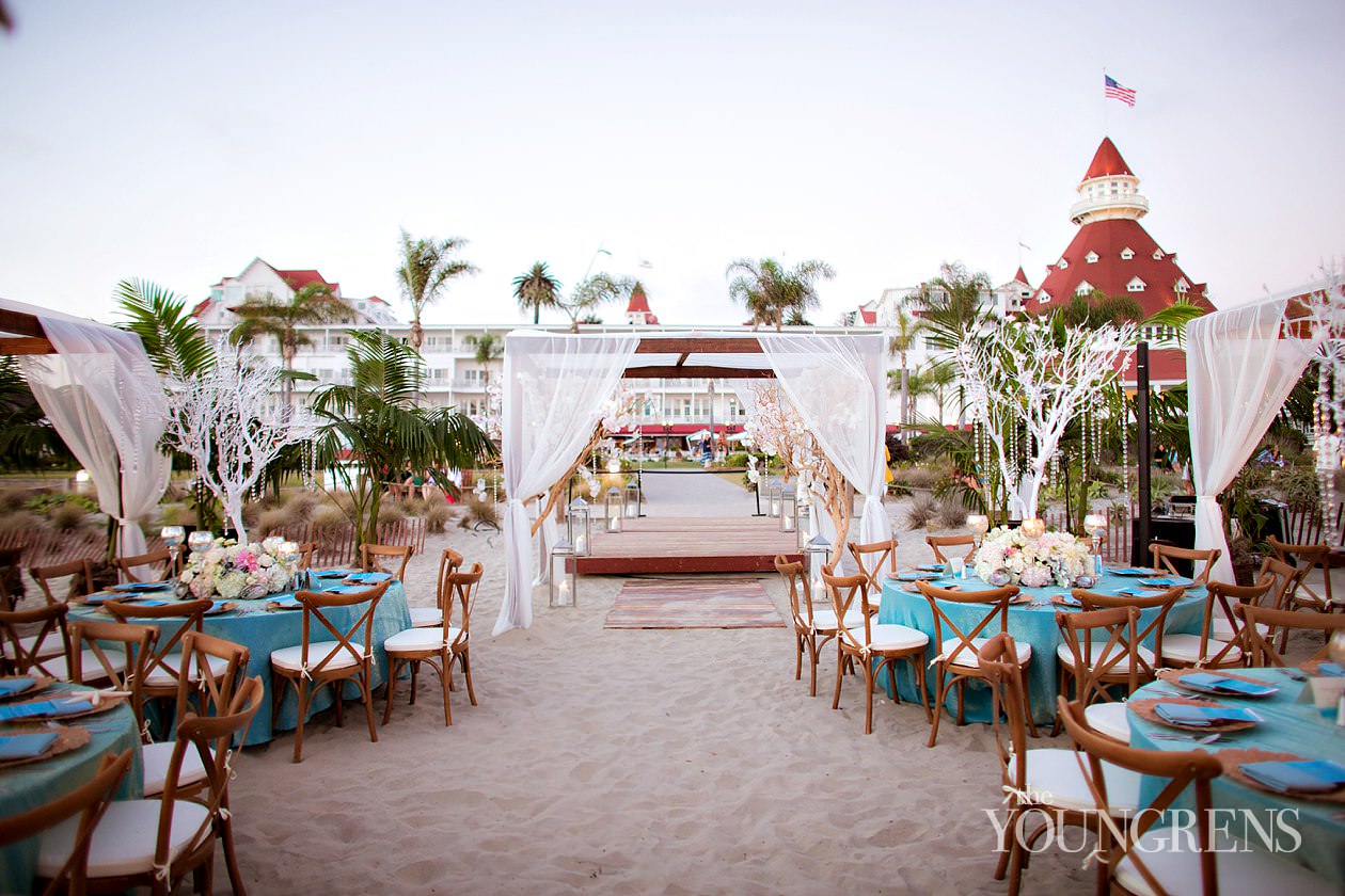 Hotel Del Coronado Wedding. Part Two, Photography by The Youngrens hotel del Coronado wedding, beach wedding, beach ceremony, coronado wedding, Emily smiley wedding, platinum pro wedding, San Diego wedding, luxurious beach ceremony, elegant beach wedding, orchid florals, ocean wedding, outdoor reception