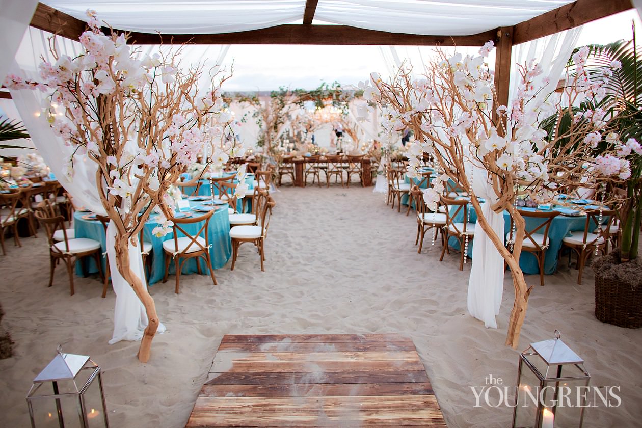 Hotel Del Coronado Wedding. Part Two, Photography by The Youngrens hotel del Coronado wedding, beach wedding, beach ceremony, coronado wedding, Emily smiley wedding, platinum pro wedding, San Diego wedding, luxurious beach ceremony, elegant beach wedding, orchid florals, ocean wedding, outdoor reception