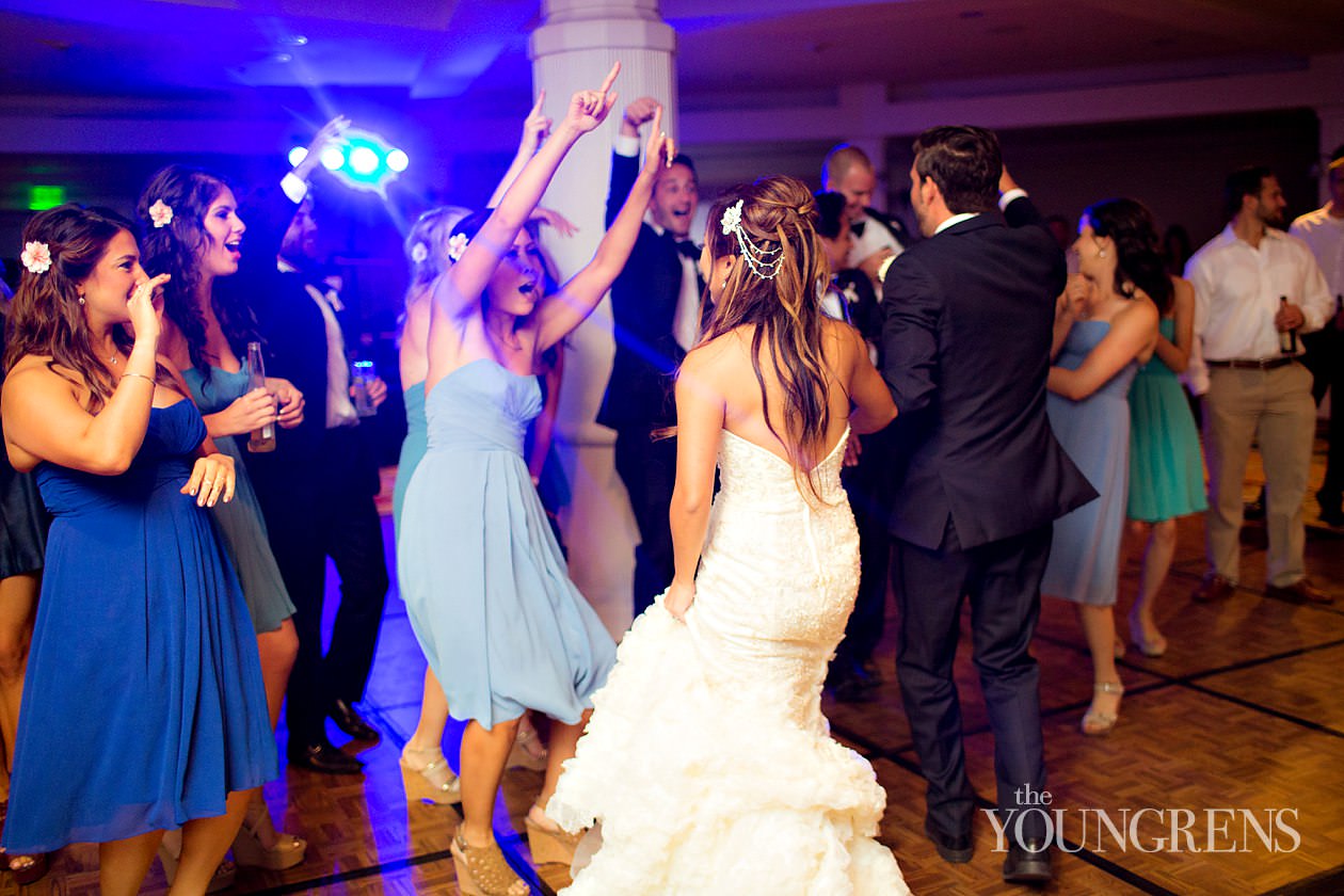 Hotel Del Coronado Wedding. Part Two, Photography by The Youngrens hotel del Coronado wedding, beach wedding, beach ceremony, coronado wedding, Emily smiley wedding, platinum pro wedding, San Diego wedding, luxurious beach ceremony, elegant beach wedding, orchid florals, ocean wedding, outdoor reception