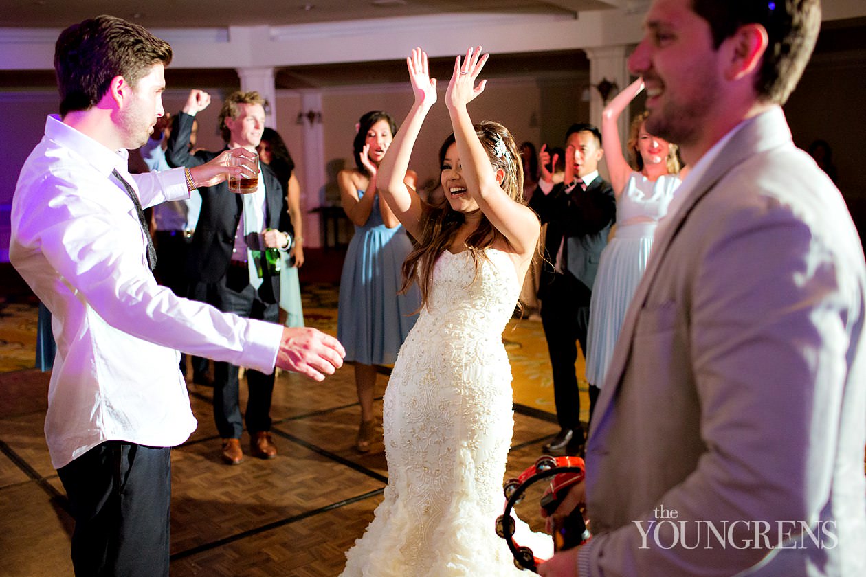 Hotel Del Coronado Wedding. Part Two, Photography by The Youngrens hotel del Coronado wedding, beach wedding, beach ceremony, coronado wedding, Emily smiley wedding, platinum pro wedding, San Diego wedding, luxurious beach ceremony, elegant beach wedding, orchid florals, ocean wedding, outdoor reception