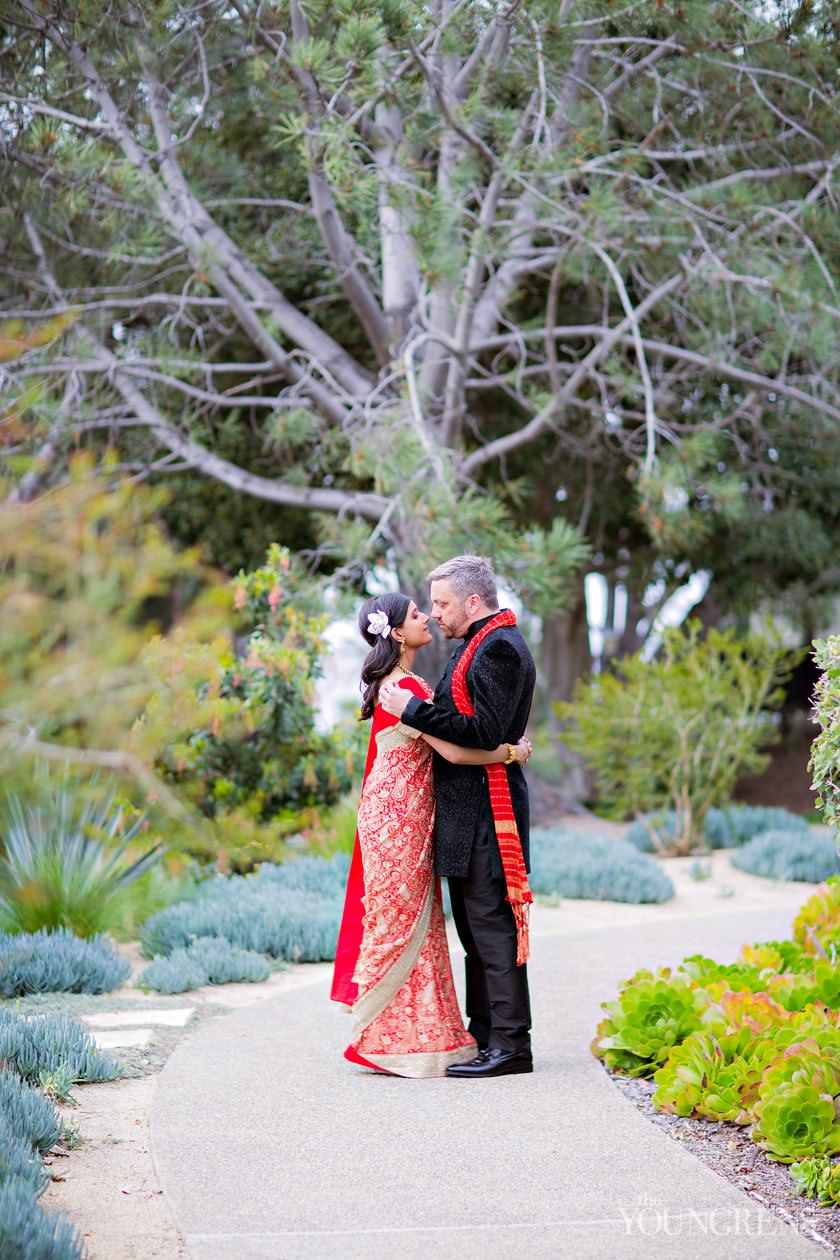 L'Auberge Del Mar Wedding, Part Two, Photography by The Youngrens lauberge del mar wedding, del mar wedding, indian wedding, san diego indian wedding, del mar indian wedding, indian wedding at lauberge del mar, hindu ceremony, indian bride, san diego wedding, beach wedding, seaside wedding, elegant seaside wedding, luxury san diego wedding