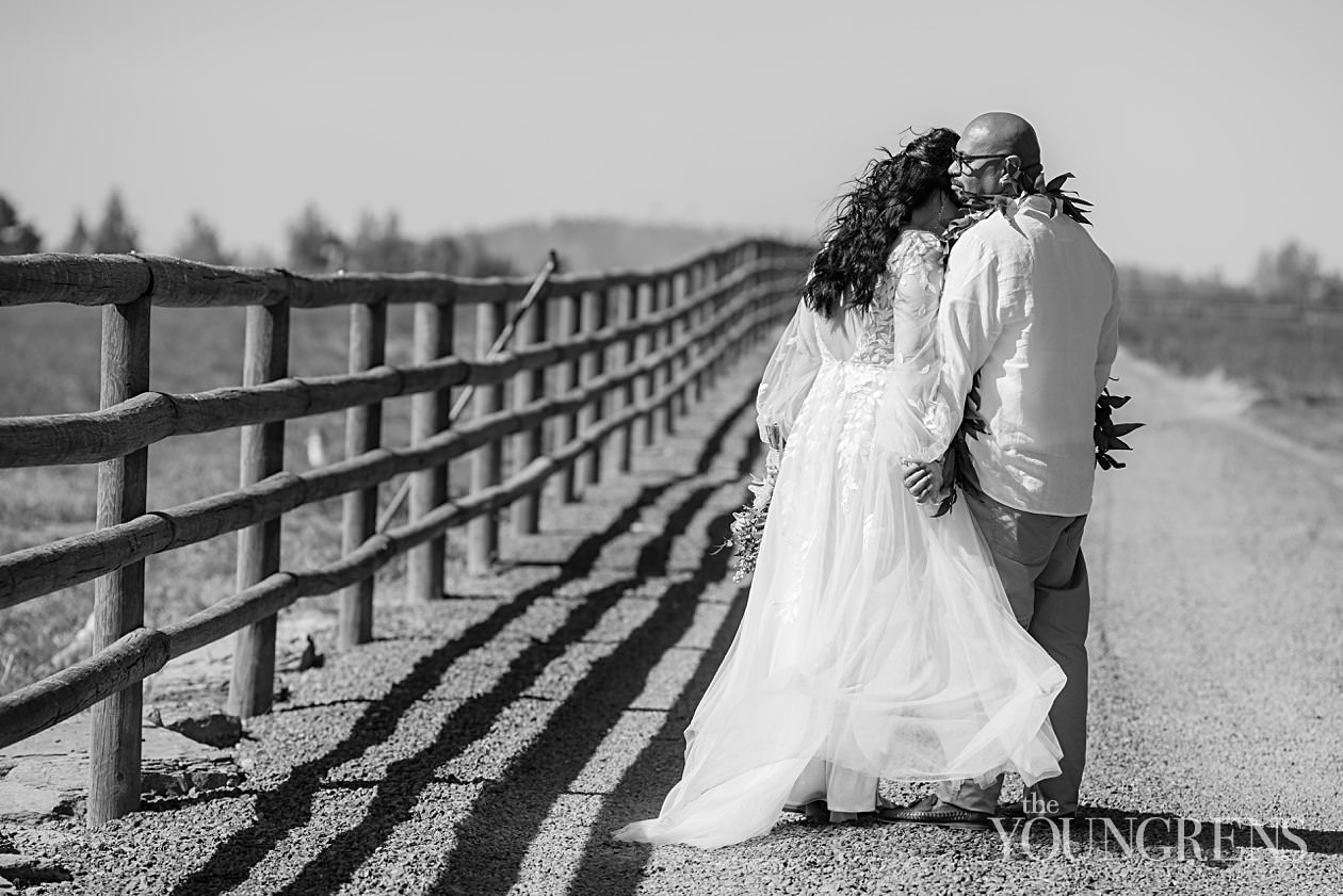 Bend Private Estate Wedding, private estate elopement, covid wedding, intimate wedding in bend, bend oregon wedding, bend wedding photographer, oregon wedding photographer, bend photographer, mountain wedding, married photography team