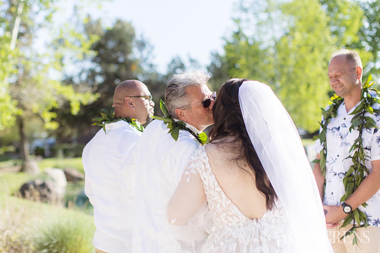 Bend Private Estate Wedding, private estate elopement, covid wedding, intimate wedding in bend, bend oregon wedding, bend wedding photographer, oregon wedding photographer, bend photographer, mountain wedding, married photography team