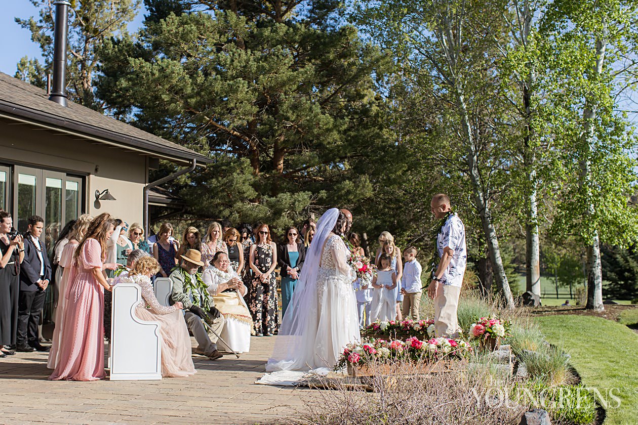 Bend Private Estate Wedding, private estate elopement, covid wedding, intimate wedding in bend, bend oregon wedding, bend wedding photographer, oregon wedding photographer, bend photographer, mountain wedding, married photography team