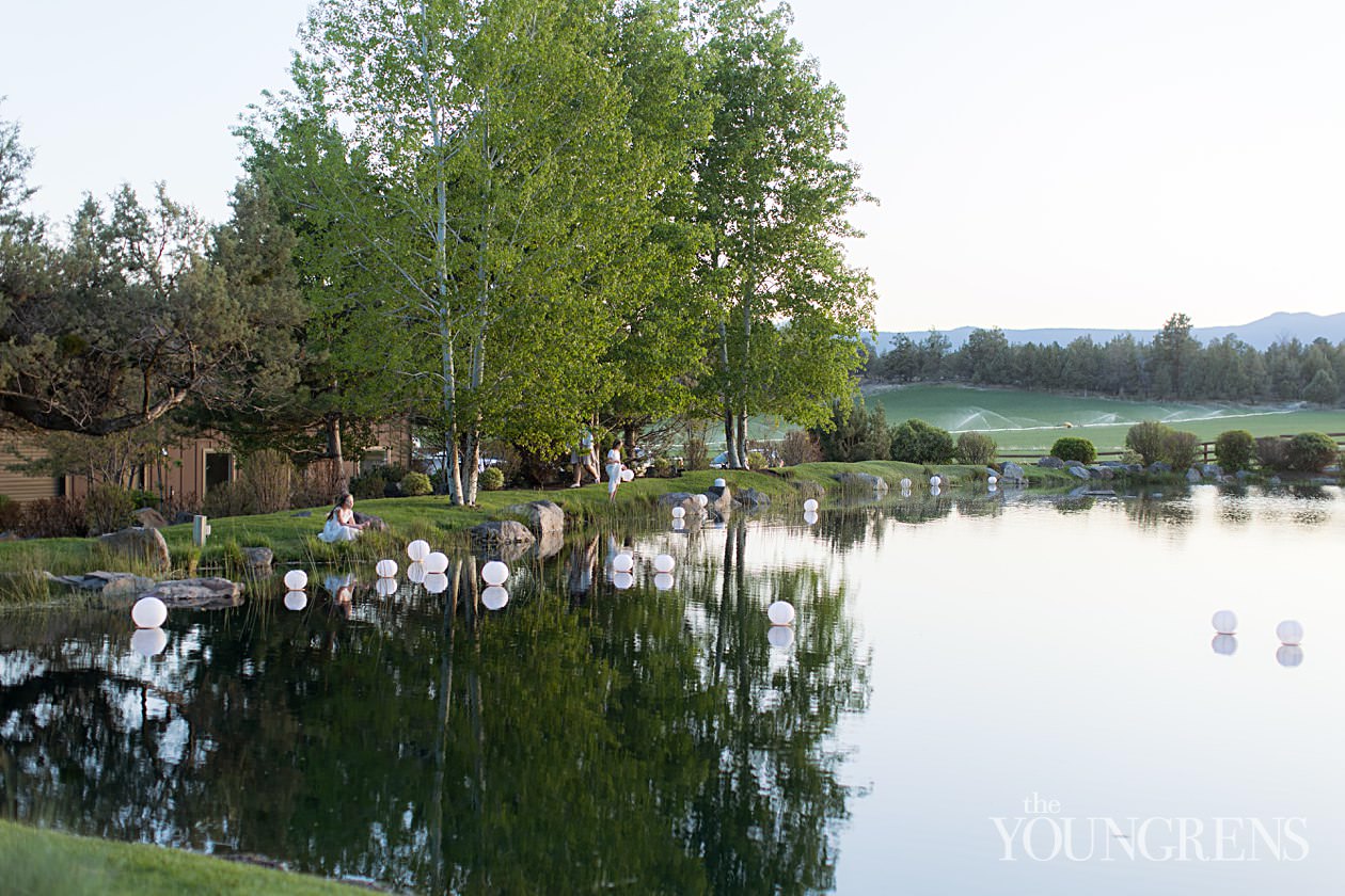 Bend Private Estate Wedding, private estate elopement, covid wedding, intimate wedding in bend, bend oregon wedding, bend wedding photographer, oregon wedding photographer, bend photographer, mountain wedding, married photography team