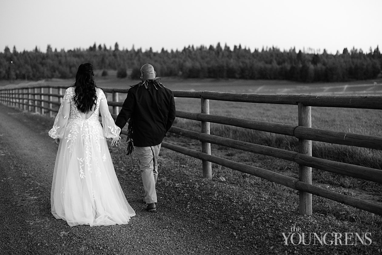 Bend Private Estate Wedding, private estate elopement, covid wedding, intimate wedding in bend, bend oregon wedding, bend wedding photographer, oregon wedding photographer, bend photographer, mountain wedding, married photography team