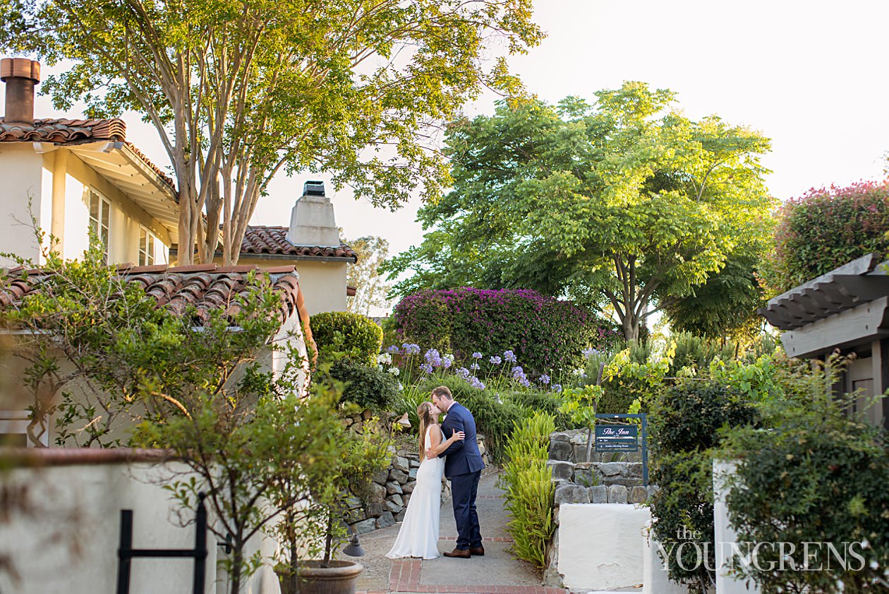 The Inn at Rancho Santa Fe Wedding, Rancho santa fe wedding, luxury rancho santa fe wedding, inn at rsf wedding, organic elements florals, first comes love wedding, married wedding photography team, natural light wedding photography