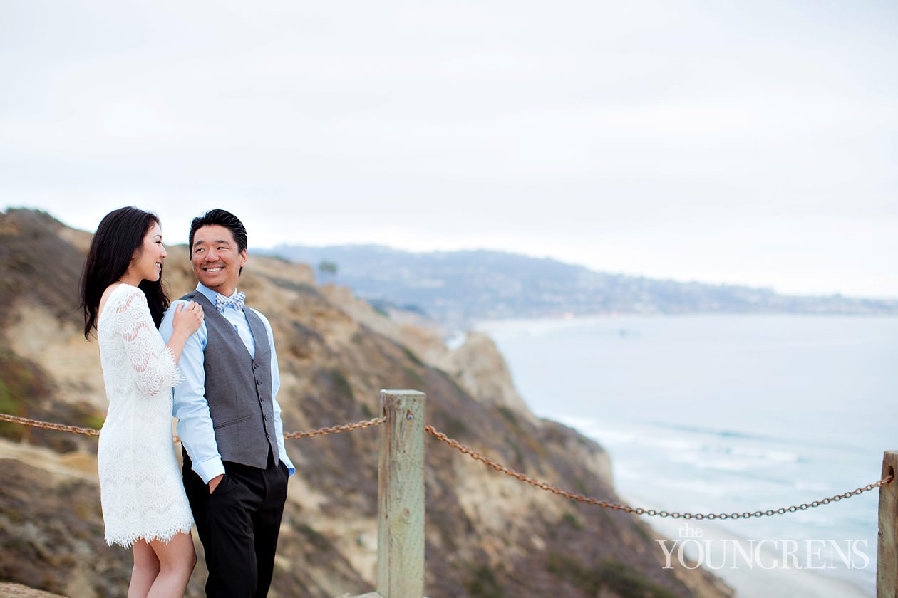 Torrey Pines Engagement, Photography by The Youngrens UCSD engagement, cliffs engagement, seaside engagement, glider port engagement, torrey pines engagement, la jolla engagement