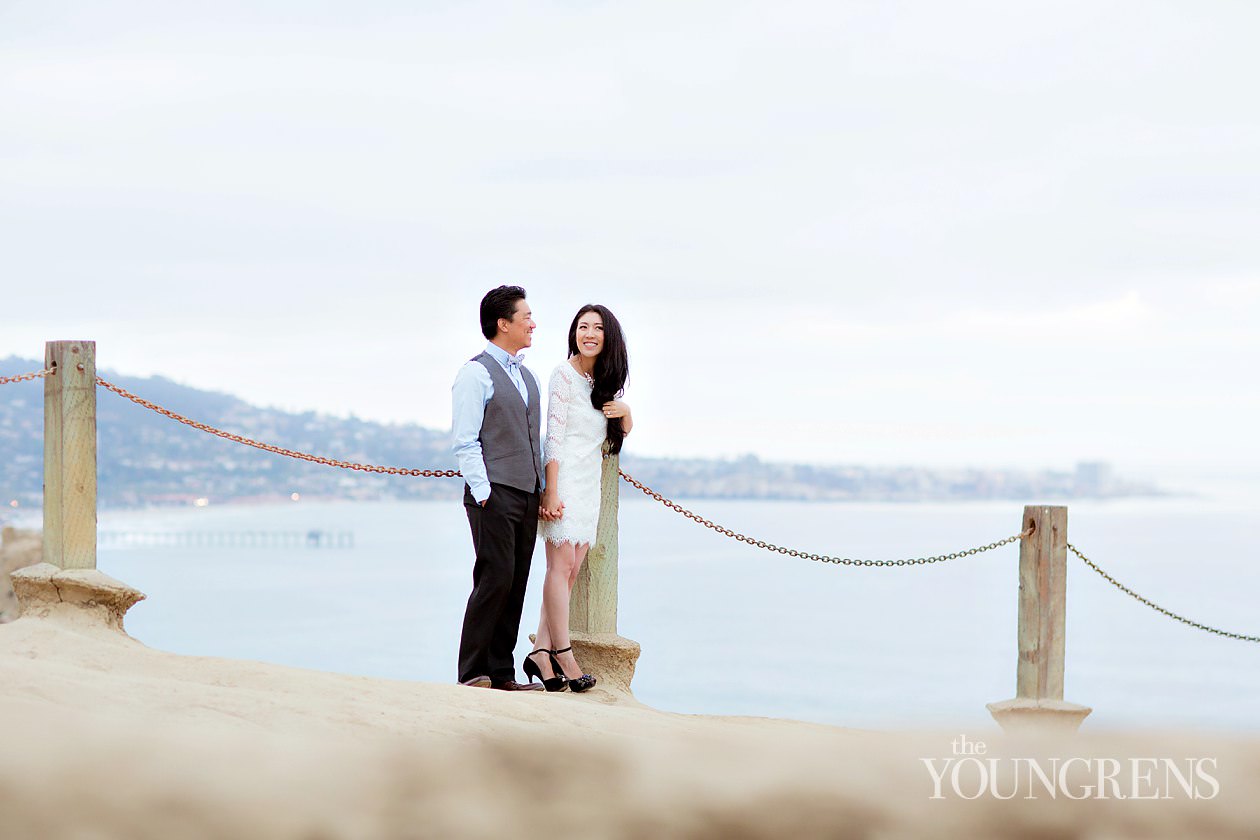 Torrey Pines Engagement, Photography by The Youngrens UCSD engagement, cliffs engagement, seaside engagement, glider port engagement, torrey pines engagement, la jolla engagement