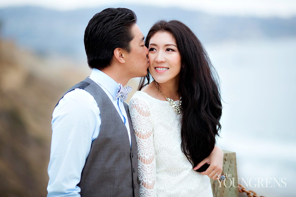 Torrey Pines Engagement, Photography by The Youngrens UCSD engagement, cliffs engagement, seaside engagement, glider port engagement, torrey pines engagement, la jolla engagement