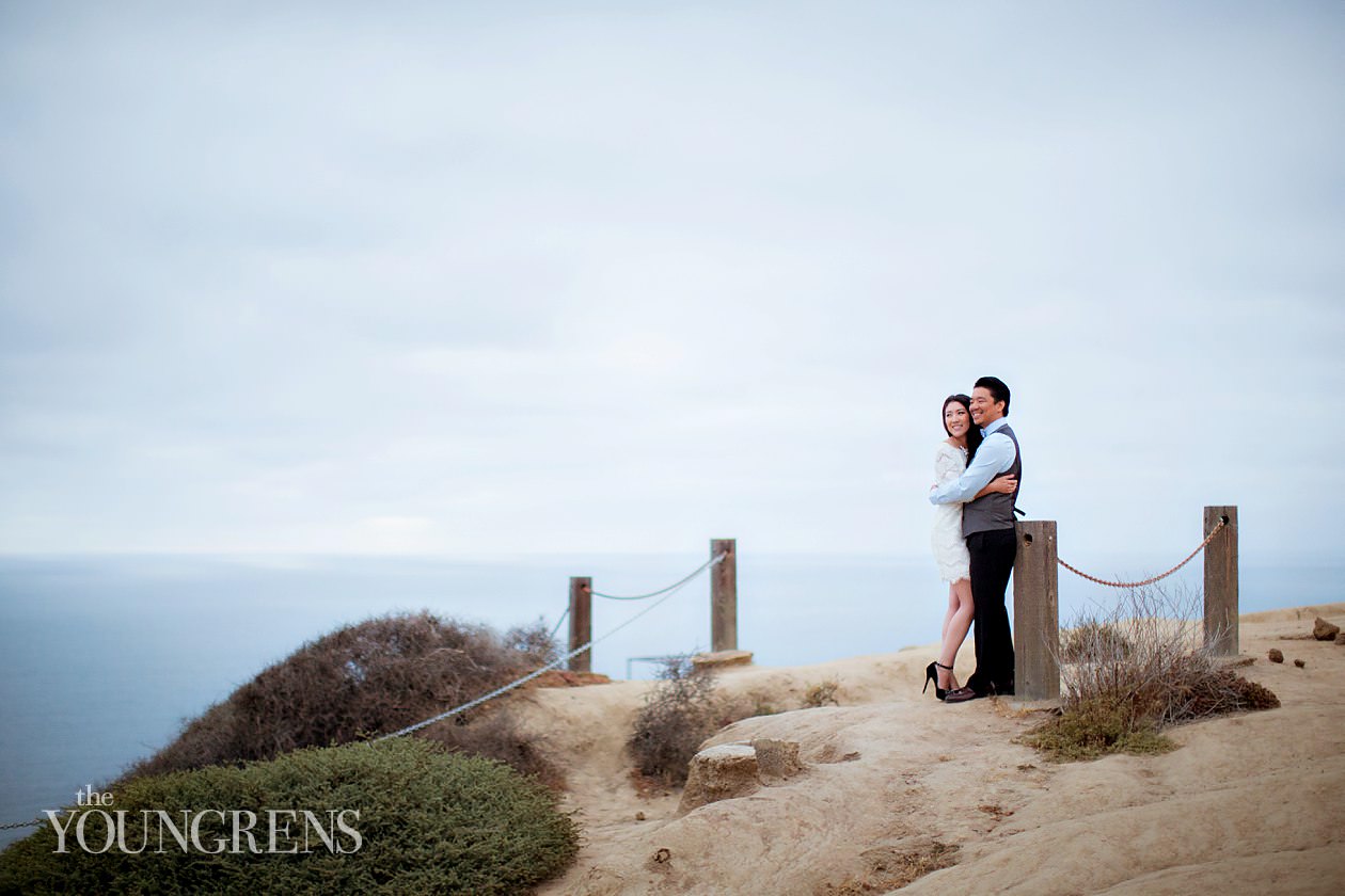 Torrey Pines Engagement, Photography by The Youngrens UCSD engagement, cliffs engagement, seaside engagement, glider port engagement, torrey pines engagement, la jolla engagement