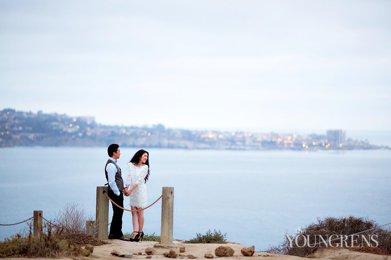 Torrey Pines Engagement, Photography by The Youngrens UCSD engagement, cliffs engagement, seaside engagement, glider port engagement, torrey pines engagement, la jolla engagement
