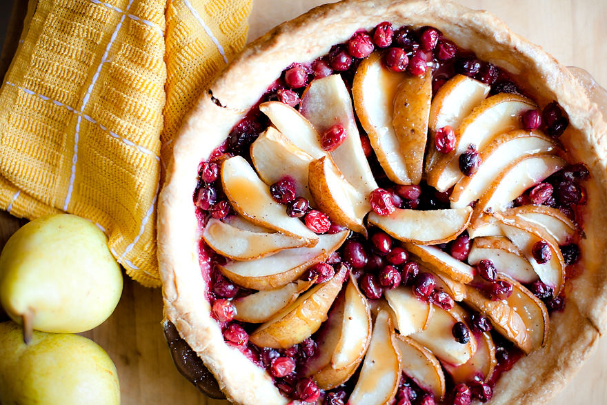 Fresh Pear and Cranberry Pie | The Youngrens | San Diego Photographers